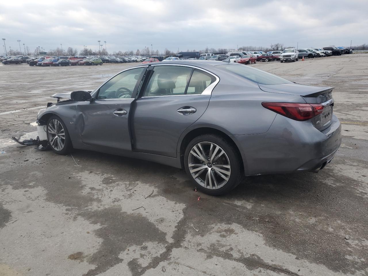 2018 INFINITI Q50 LUXE - Image 2