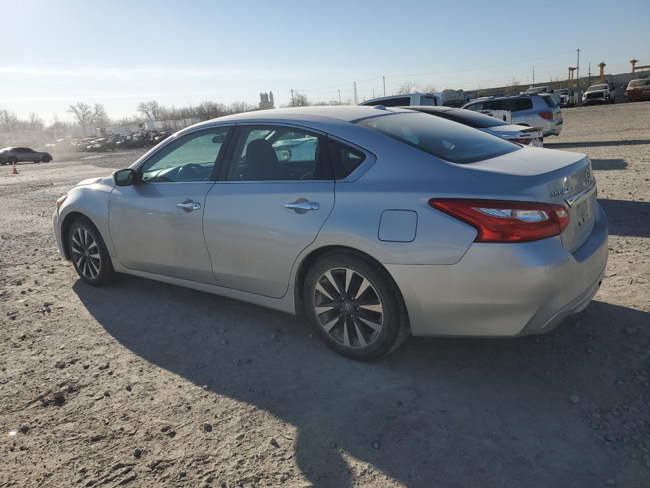 2017 NISSAN ALTIMA 2.5 - Image 2