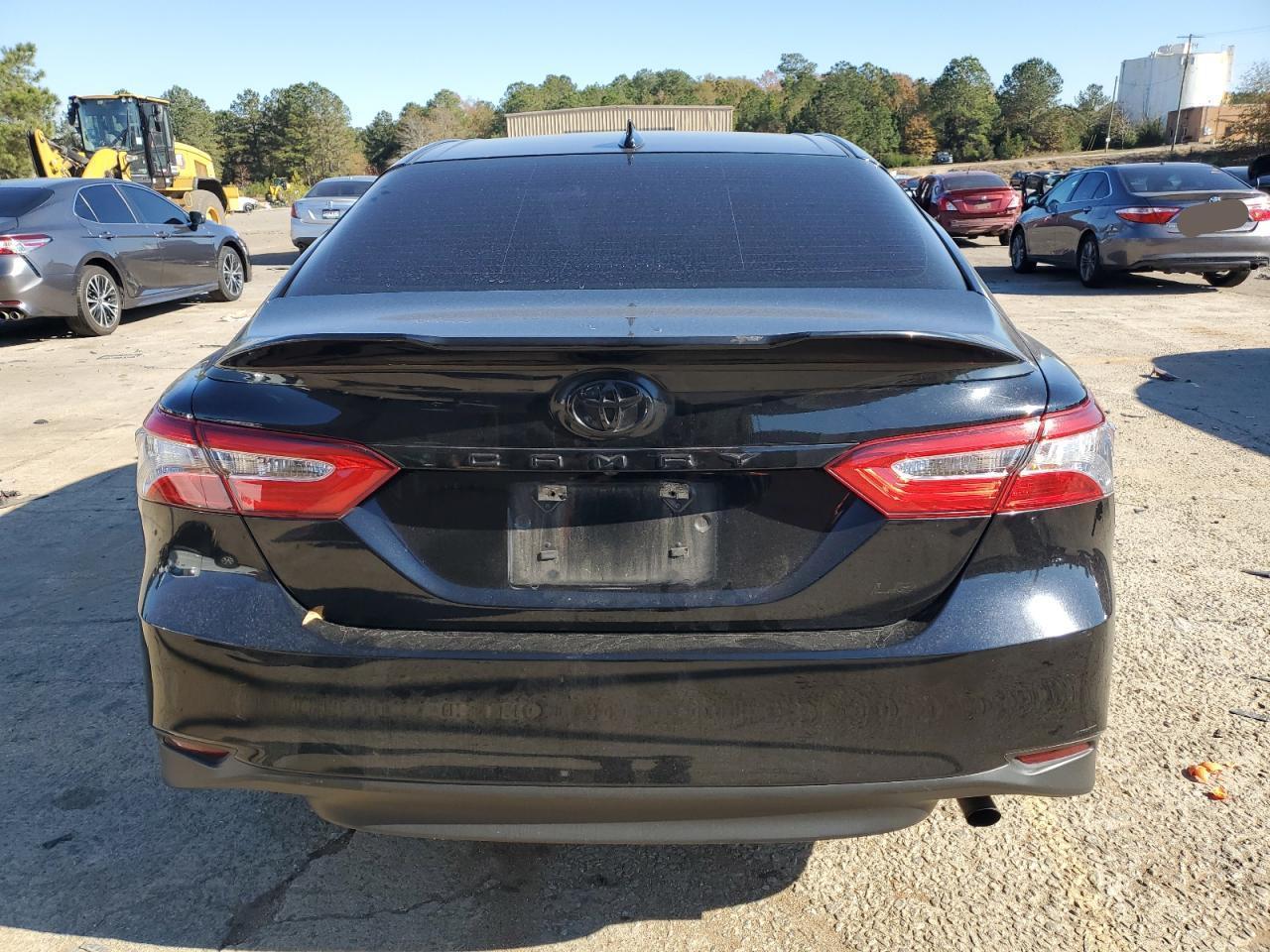2020 TOYOTA CAMRY LE - Фото 6
