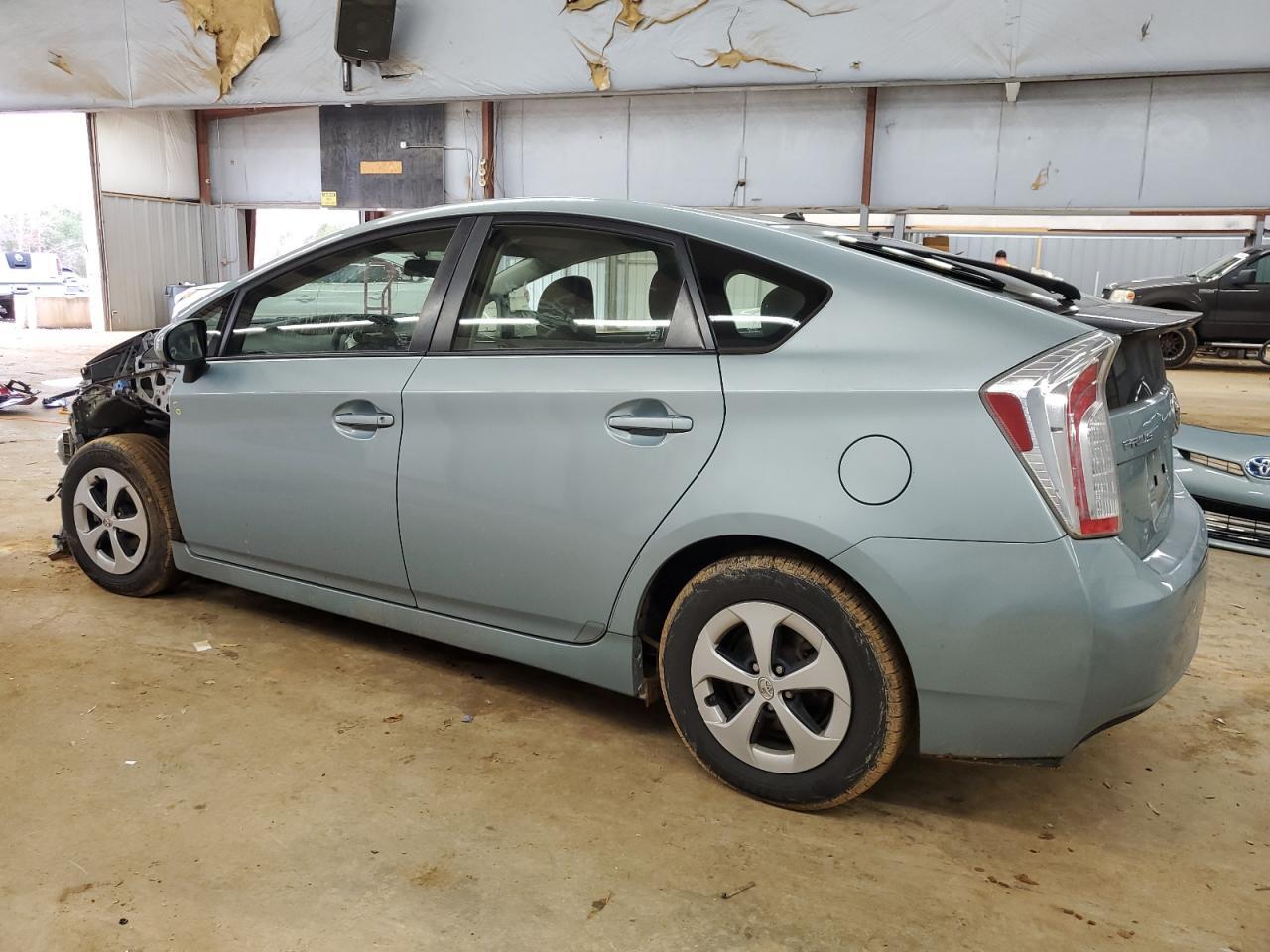 2015 TOYOTA PRIUS - Фото 2