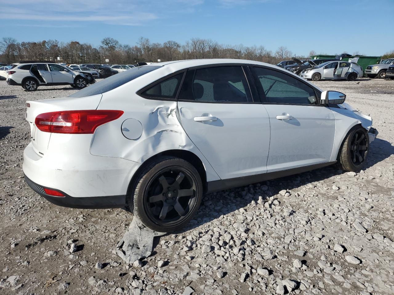 2016 FORD FOCUS SE - Image 3