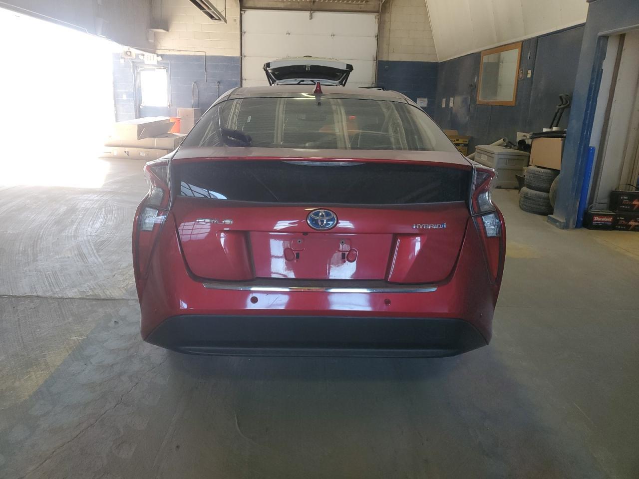 2018 TOYOTA PRIUS - Image 6