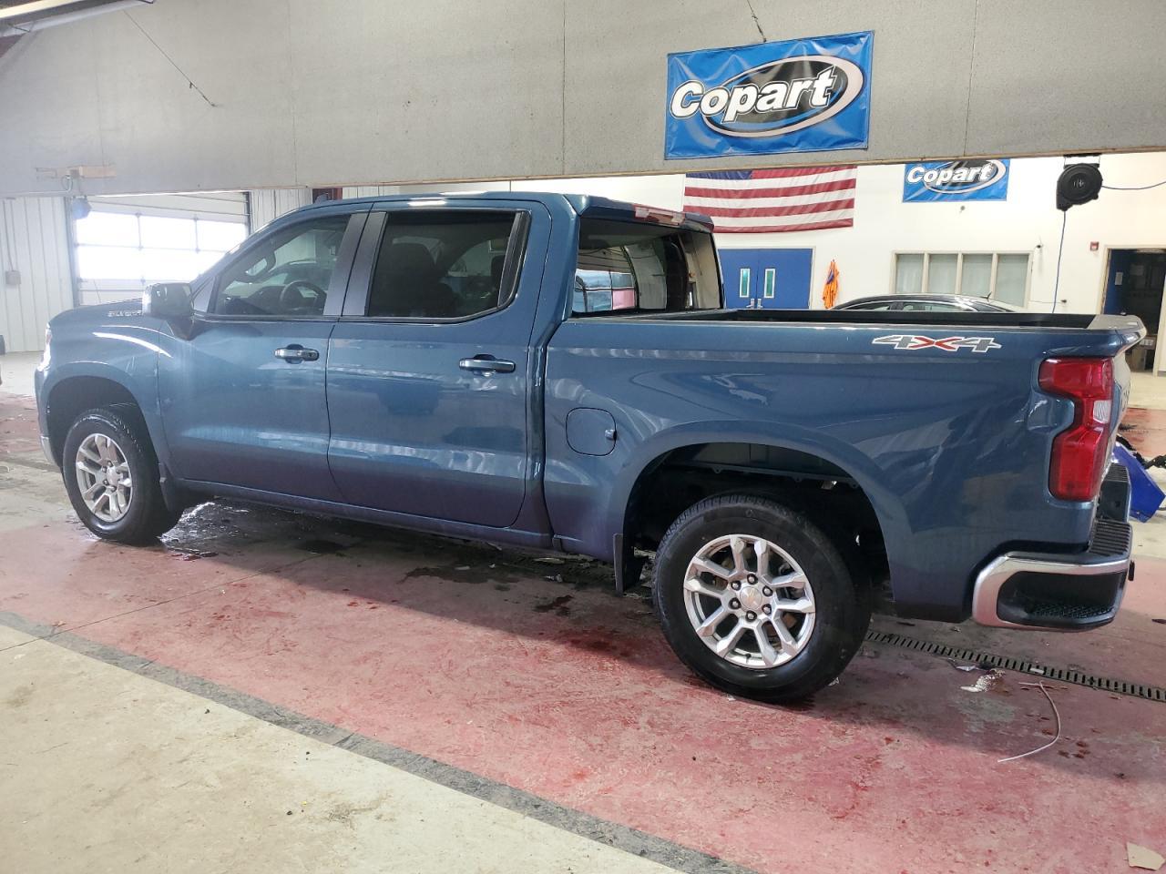 2024 CHEVROLET SILVERADO - Image 2