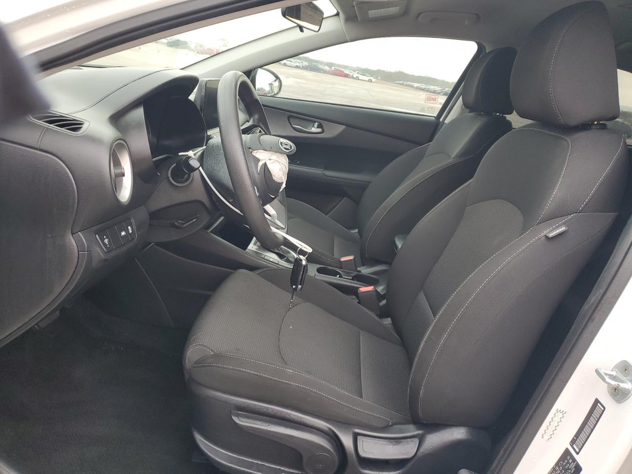 2021 KIA FORTE FE - Фото 7