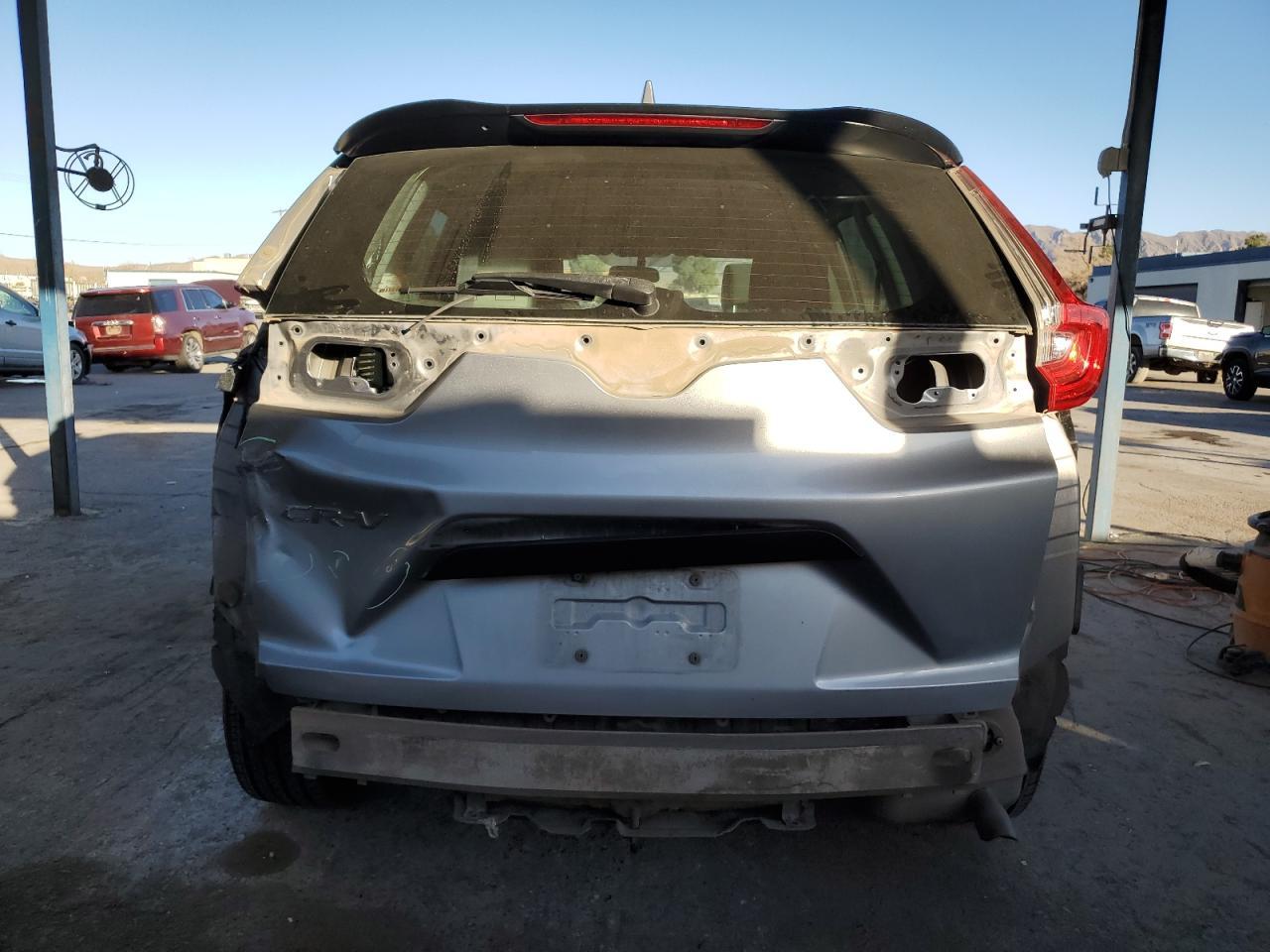 2017 HONDA CR-V LX - Image 6