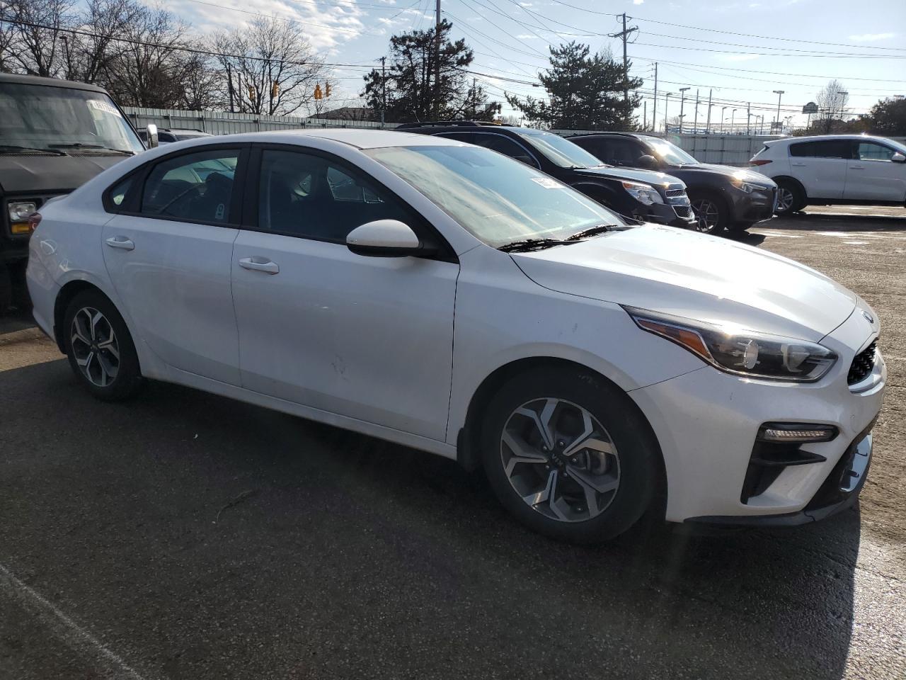 2021 KIA FORTE FE - Фото 4