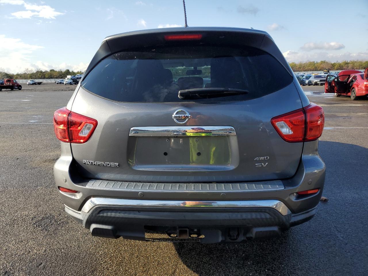 2017 NISSAN PATHFINDER - Image 6