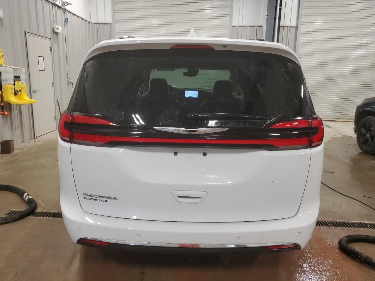2022 CHRYSLER PACIFICA T - Image 6