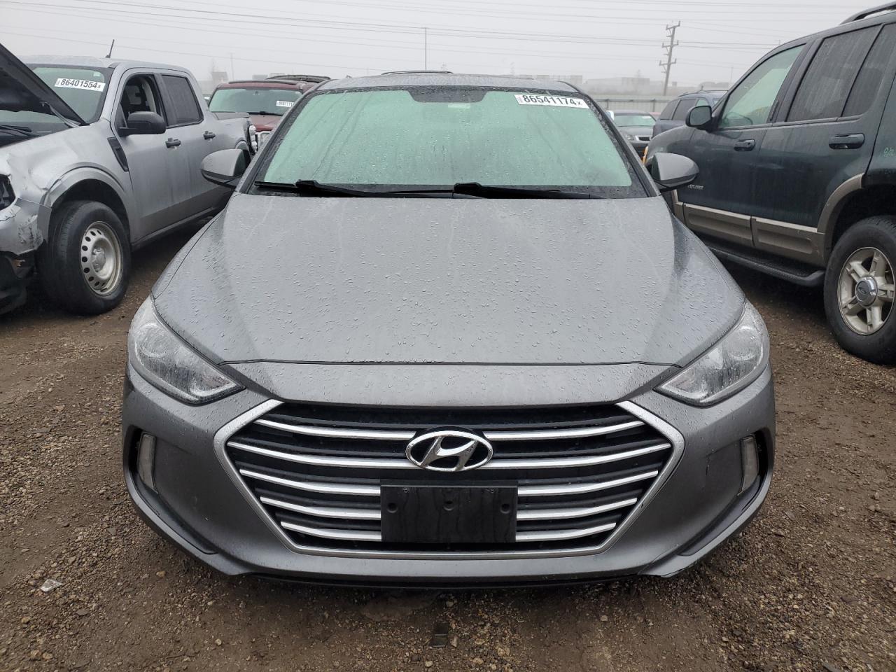 2018 HYUNDAI ELANTRA SE - Фото 5