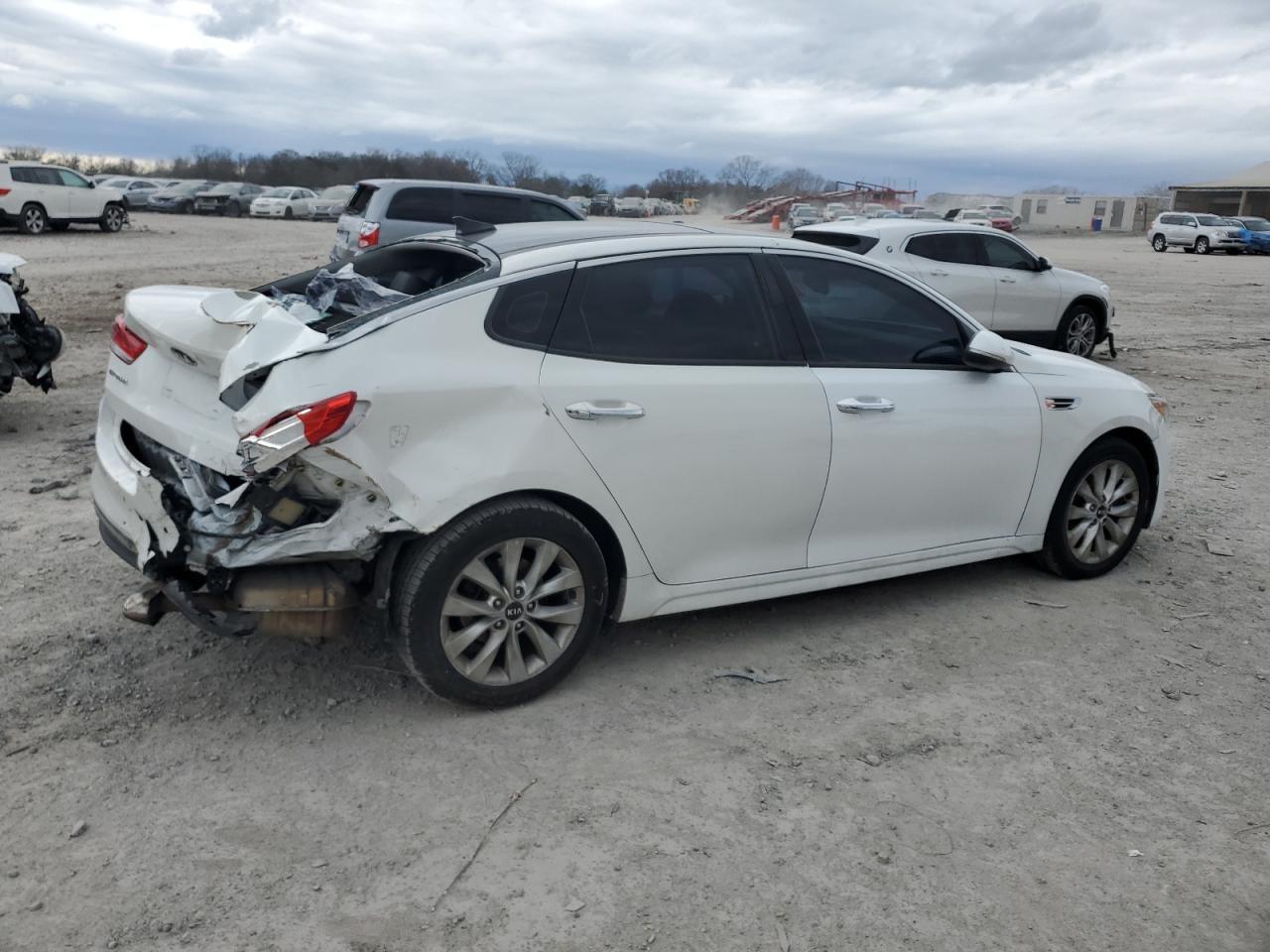 2016 KIA OPTIMA EX - Фото 3