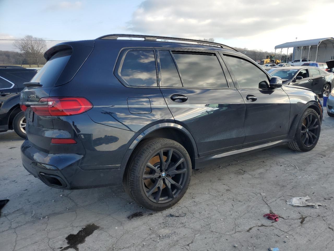 2022 BMW X7 M50I - Image 3