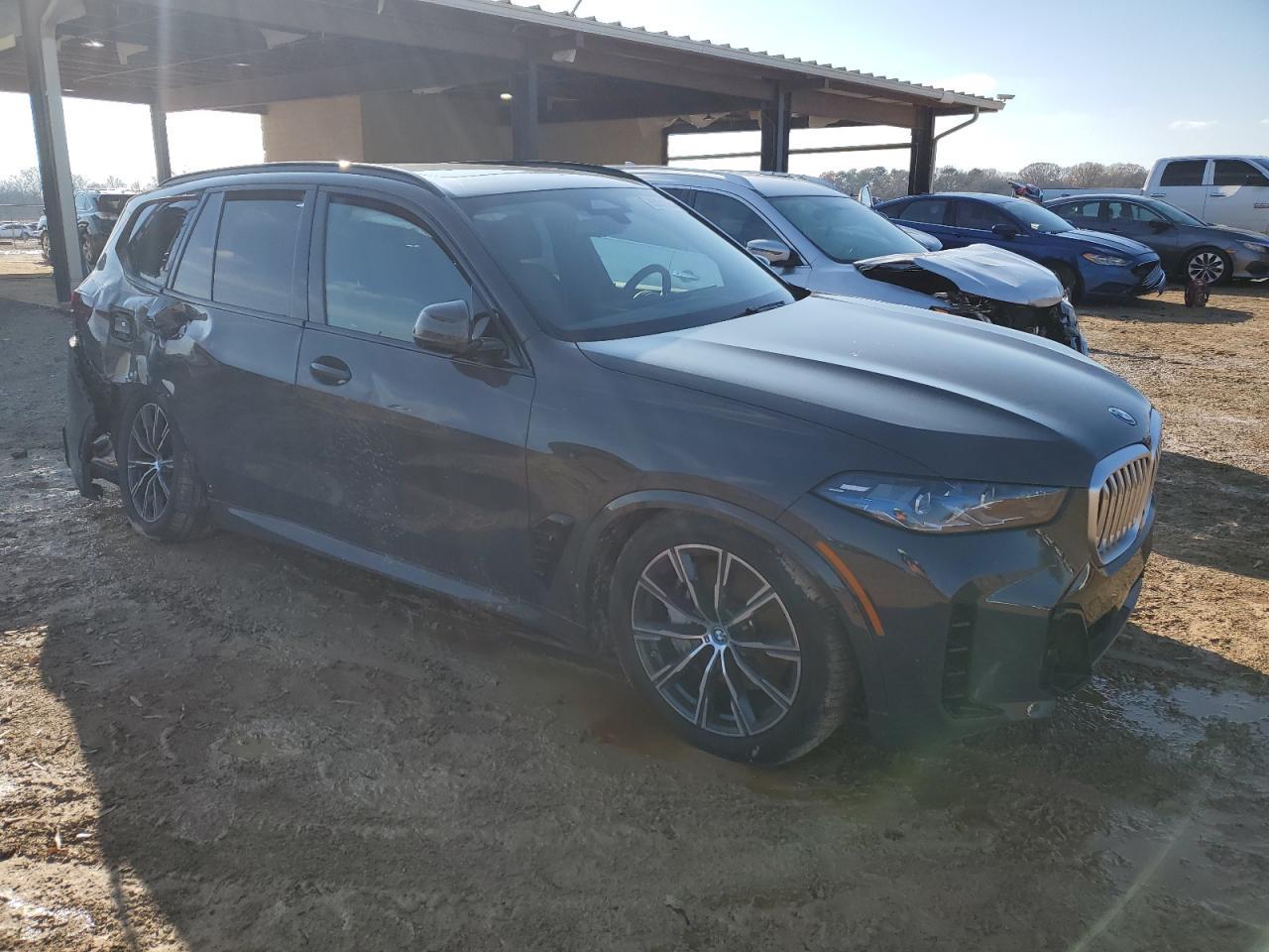 2024 BMW X5 XDRIVE5 - Image 4