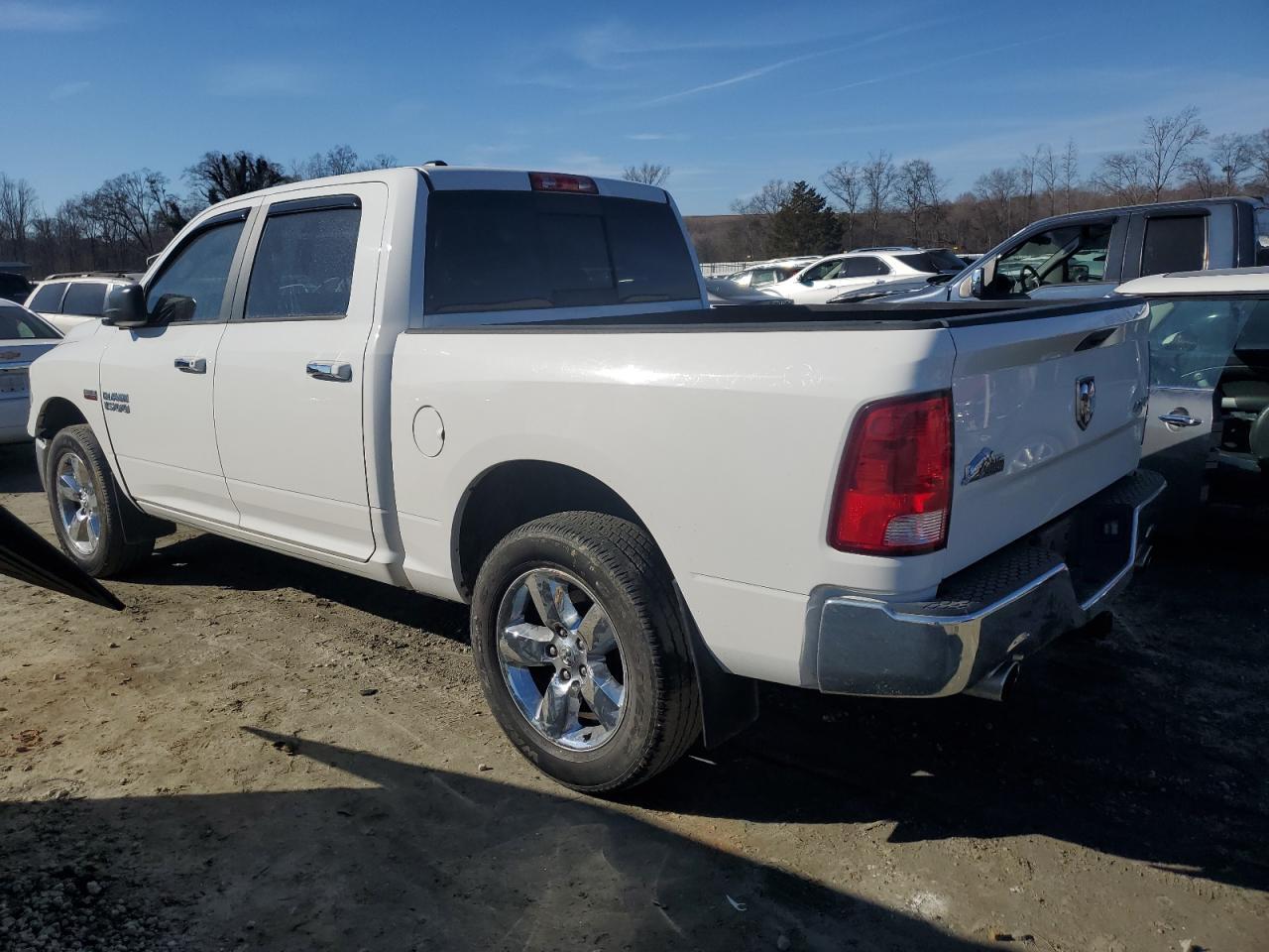 2014 RAM 1500 SLT - Фото 2