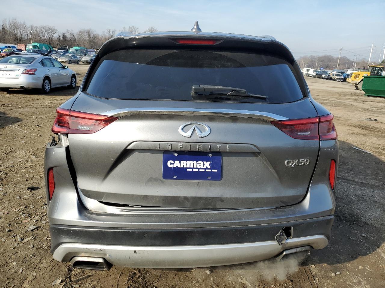 2019 INFINITI QX50 ESSEN - Image 6
