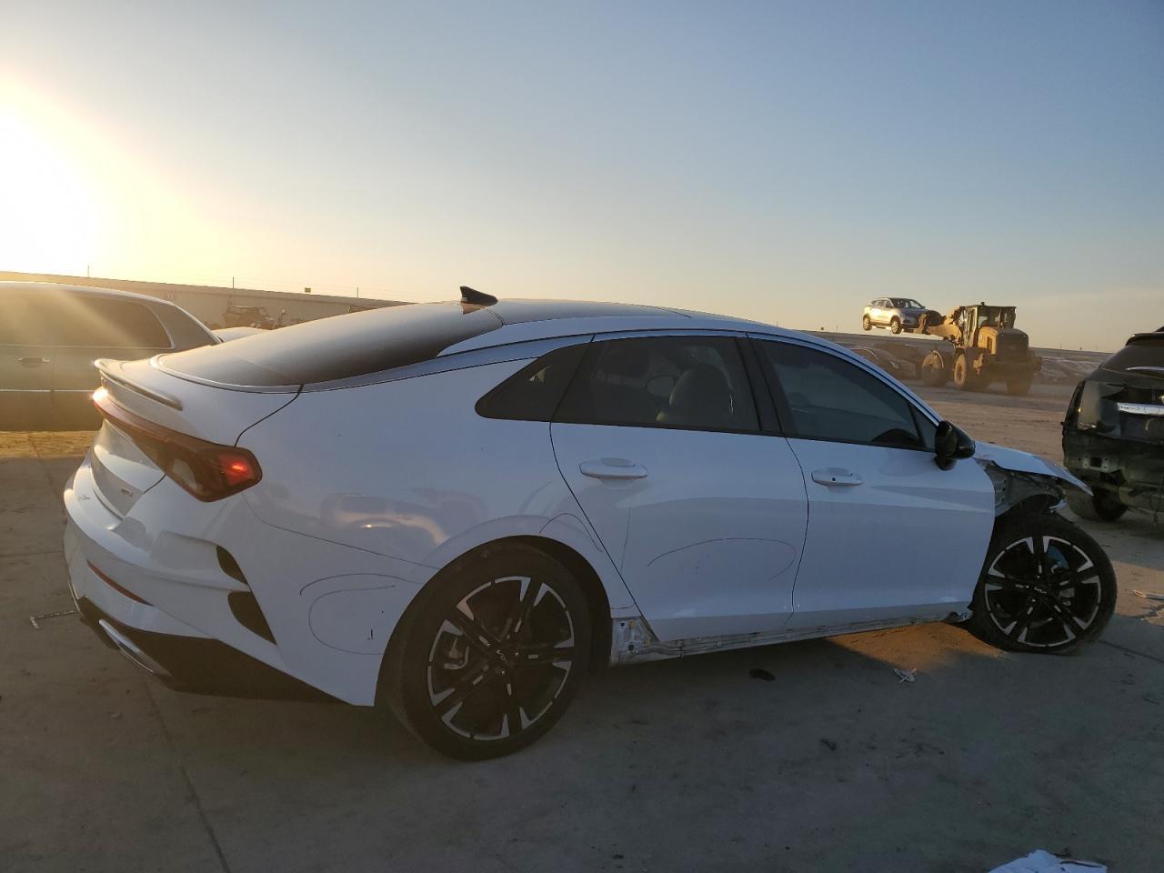 2023 KIA K5 GT LINE - Фото 3