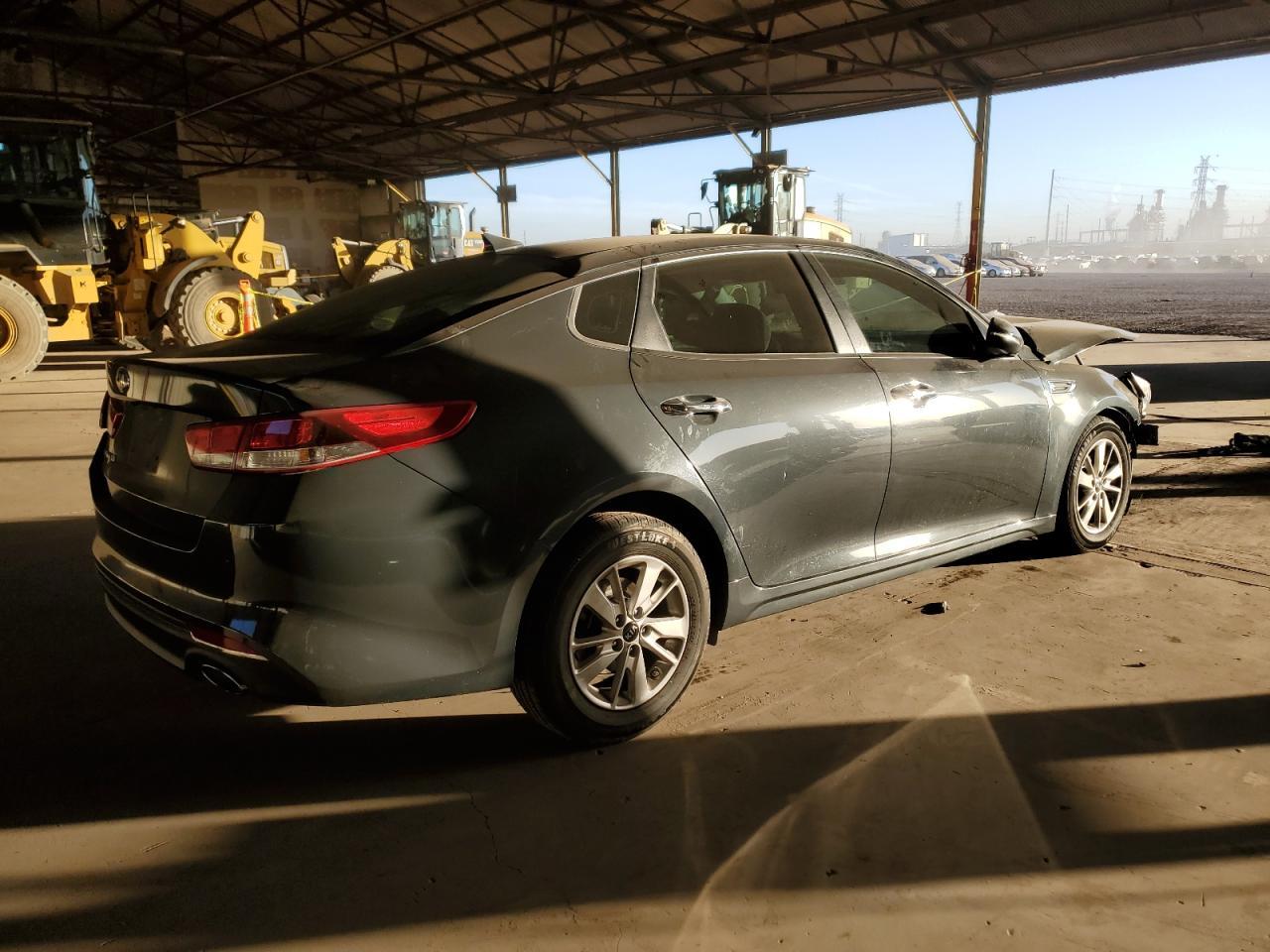 2016 KIA OPTIMA LX - Фото 3