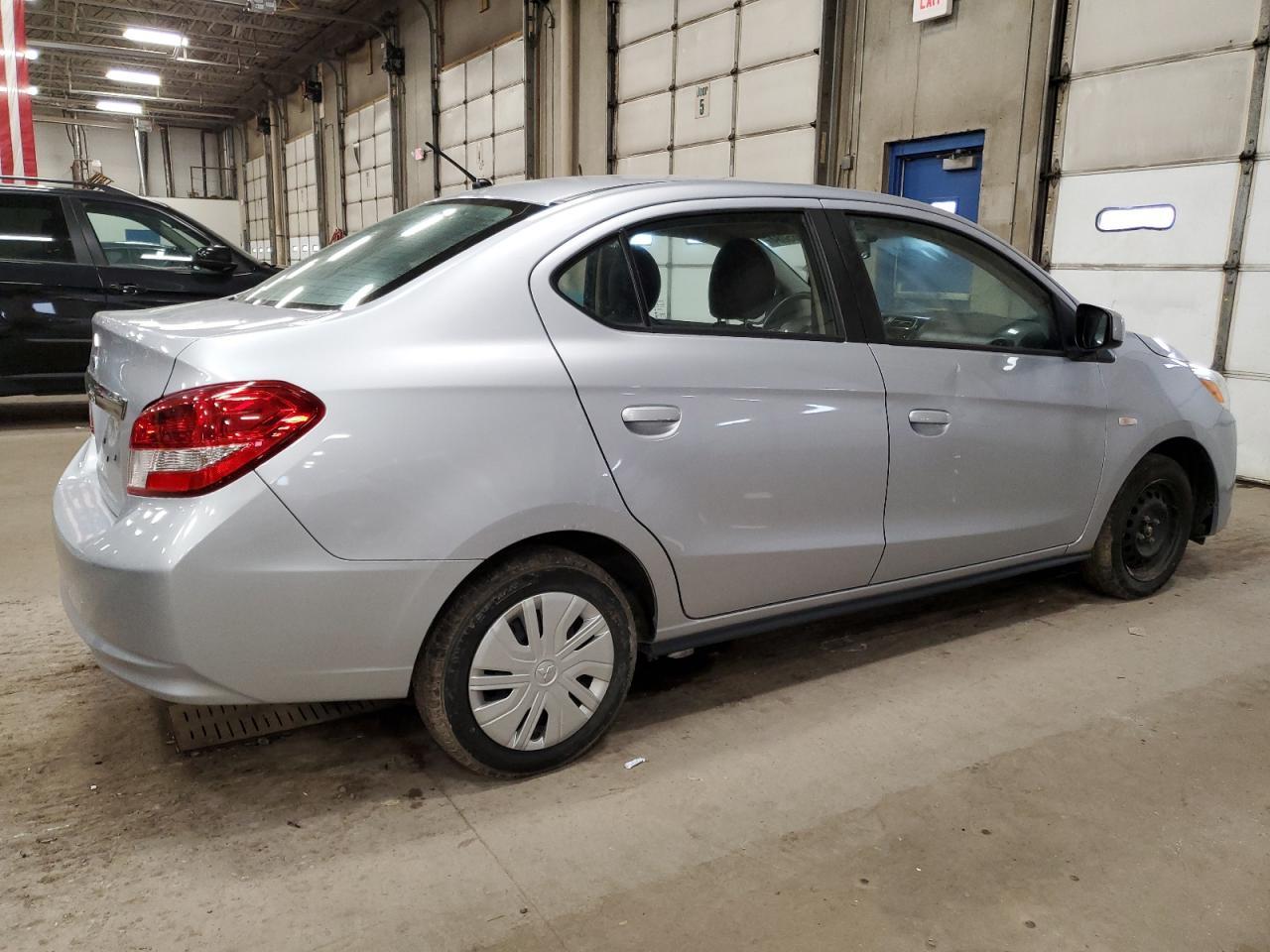2020 MITSUBISHI MIRAGE G4 - Фото 3