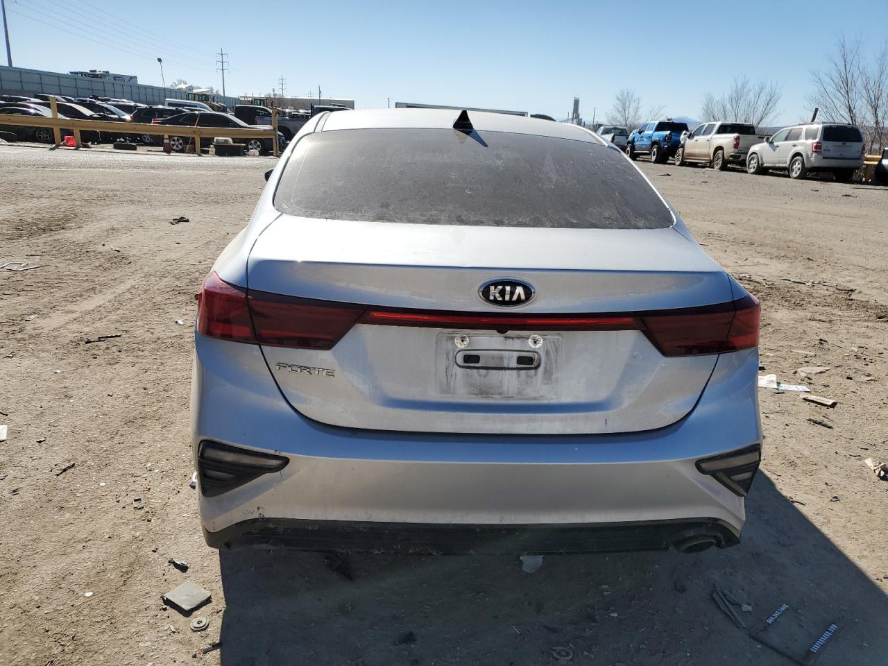 2020 KIA FORTE FE - Image 6