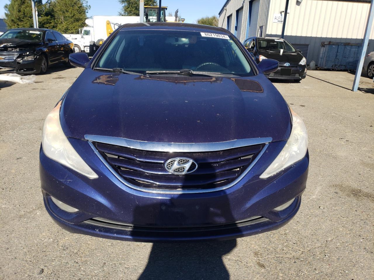 2013 HYUNDAI SONATA GLS - Image 5