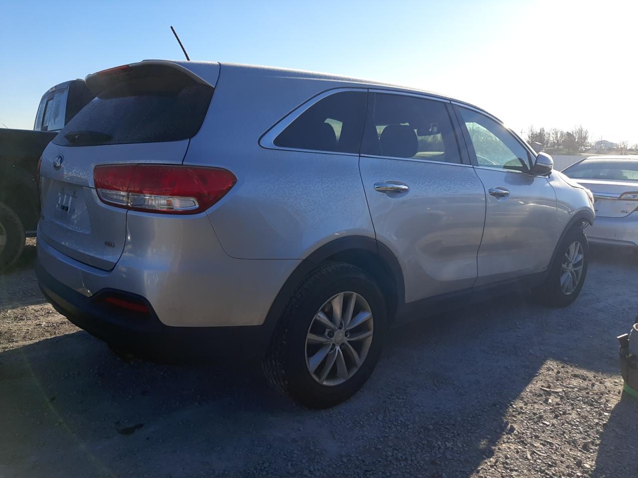 2016 KIA SORENTO LX - Image 3