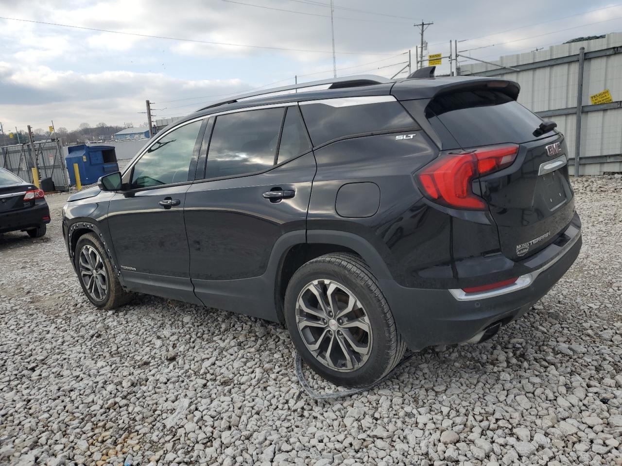 2018 GMC TERRAIN SL - Фото 2