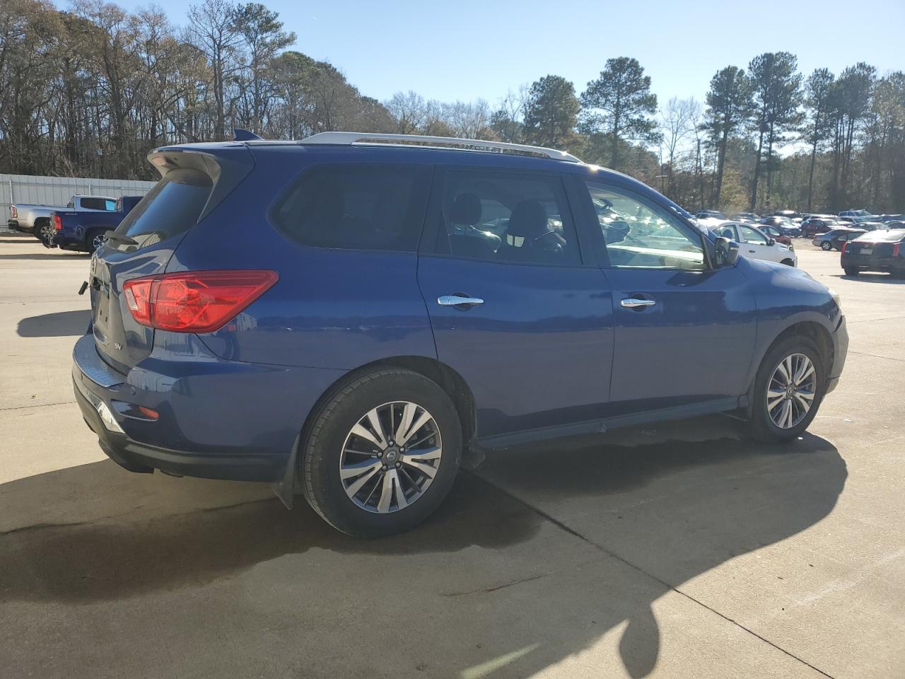 2019 NISSAN PATHFINDER - Фото 3