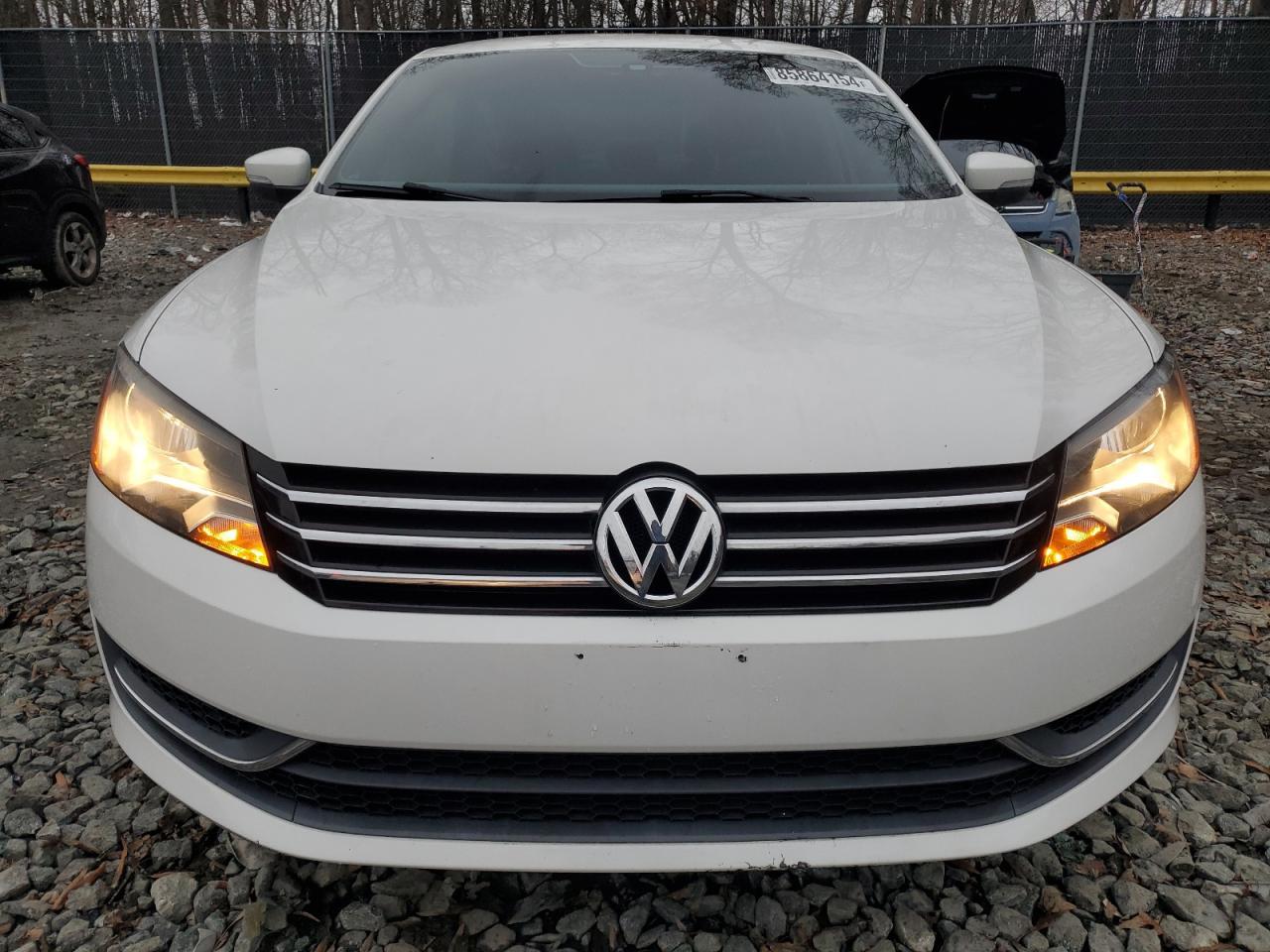 2013 VOLKSWAGEN PASSAT SE - Image 5