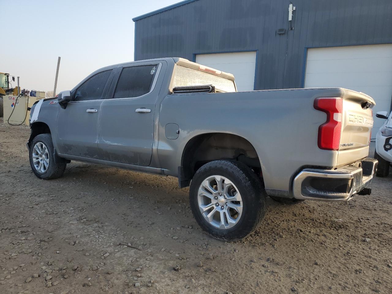 2023 CHEVROLET SILVERADO - Фото 2