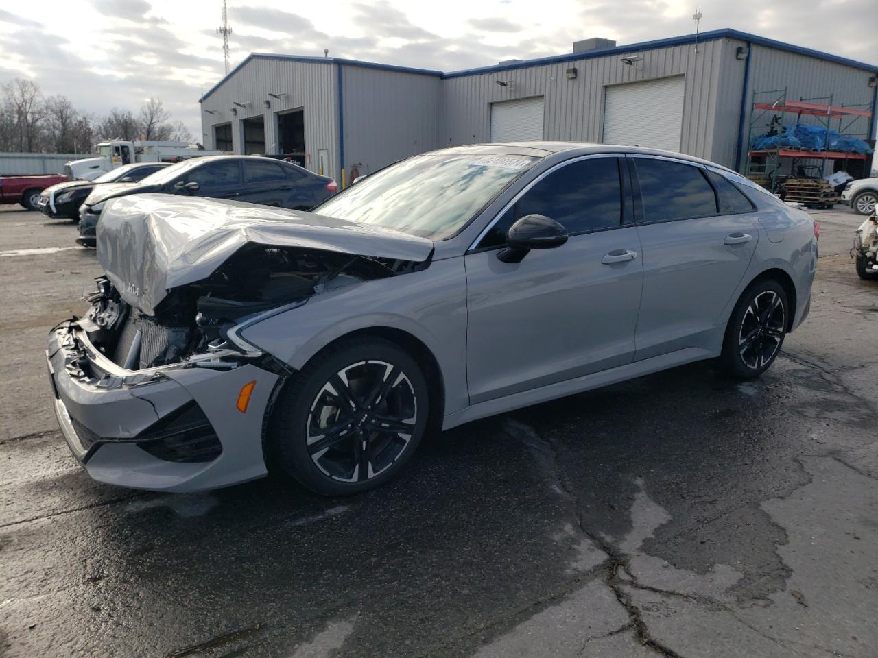 2023 KIA K5 GT LINE