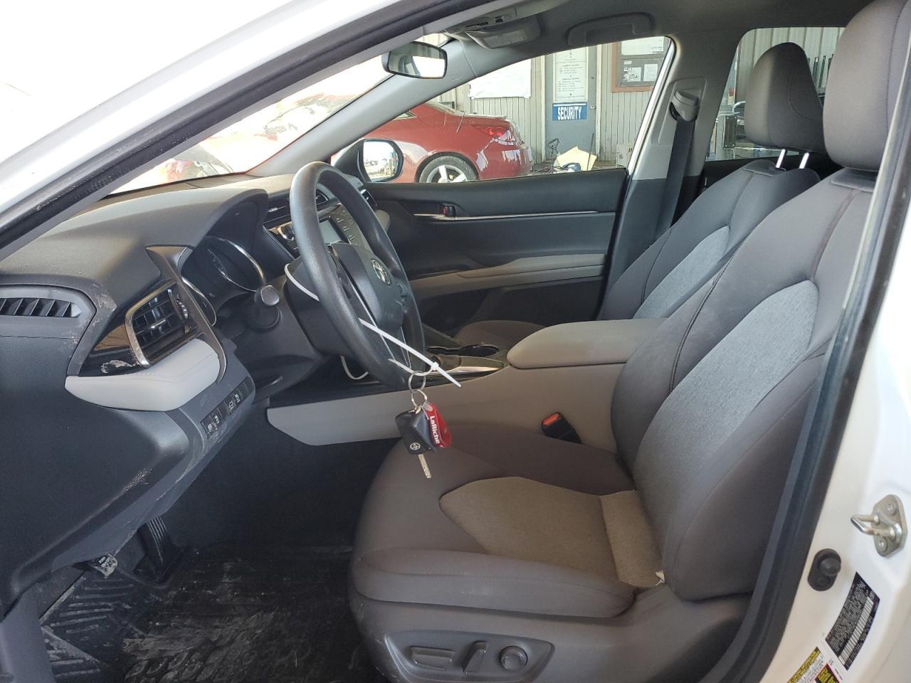 2019 TOYOTA CAMRY L - Image 7