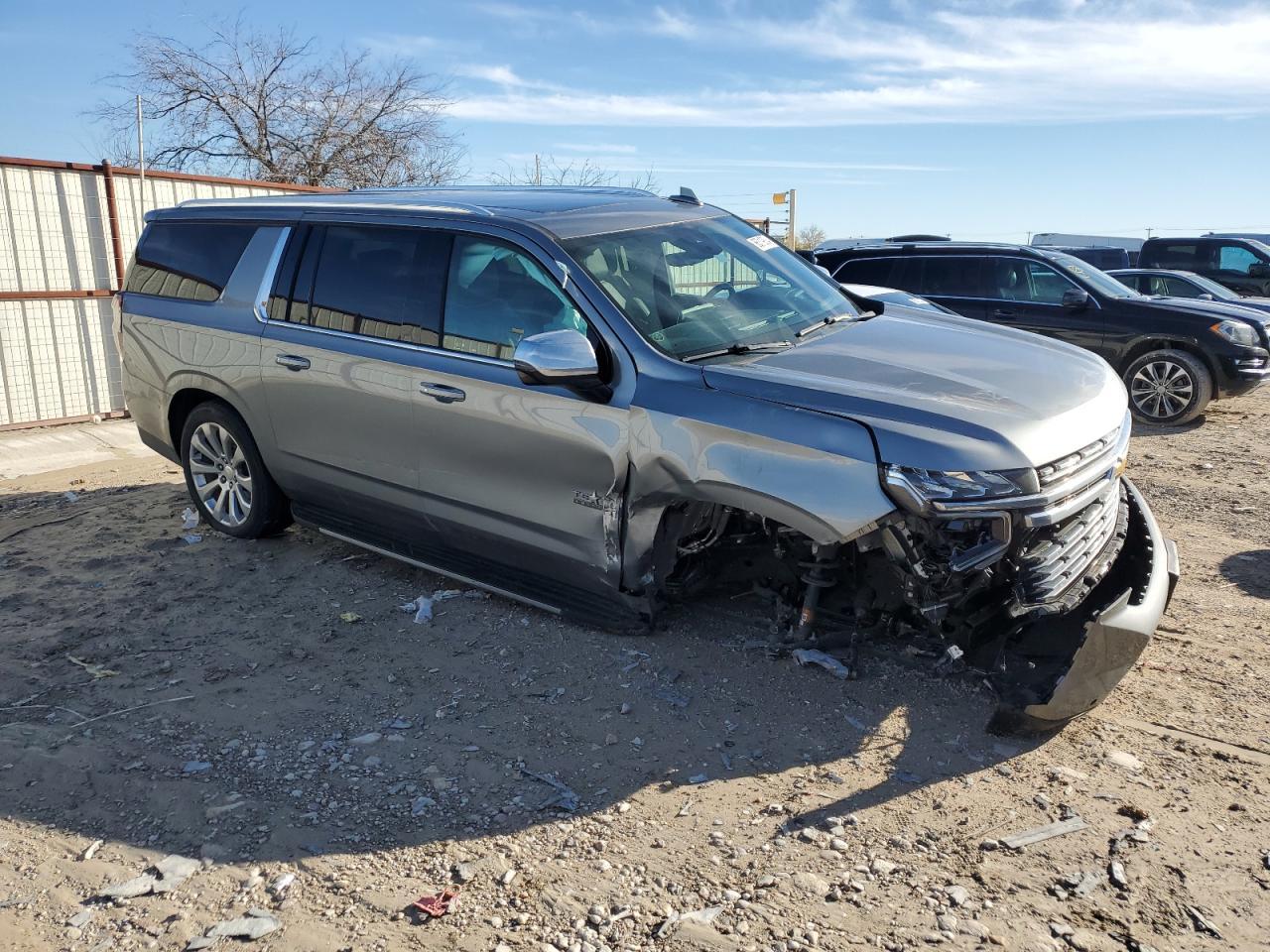 2023 CHEVROLET SUBURBAN C - Фото 4