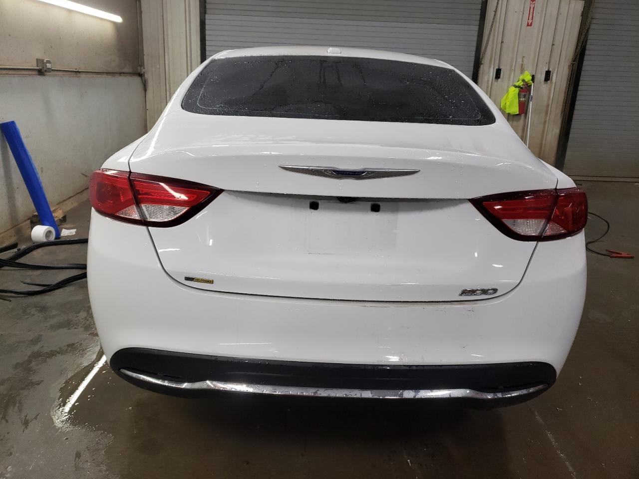 2015 CHRYSLER 200 LIMITE - Image 6