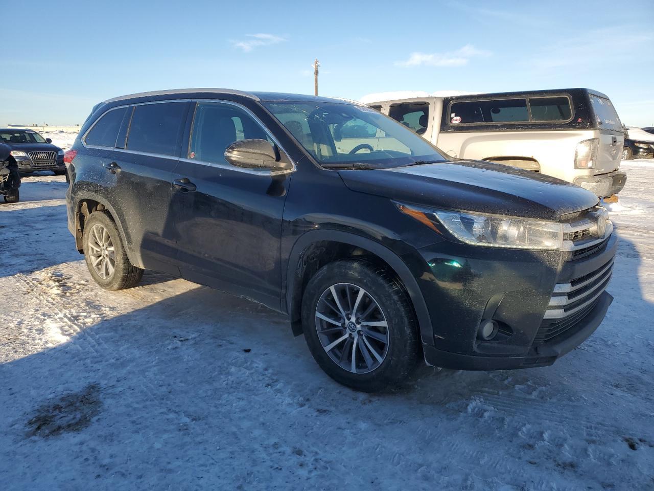 2019 TOYOTA HIGHLANDER - Image 4