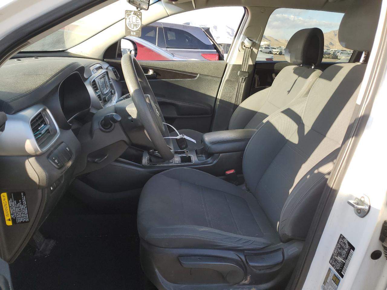 2016 KIA SORENTO LX - Image 7