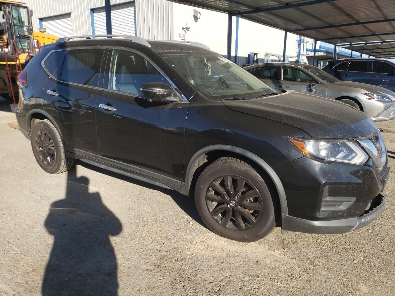 2018 NISSAN ROGUE S - Image 4
