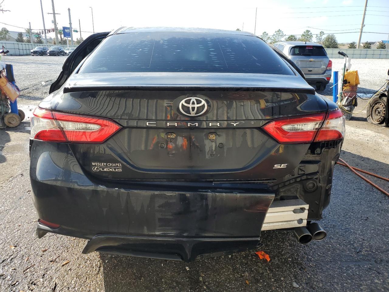 2018 TOYOTA CAMRY L - Image 6
