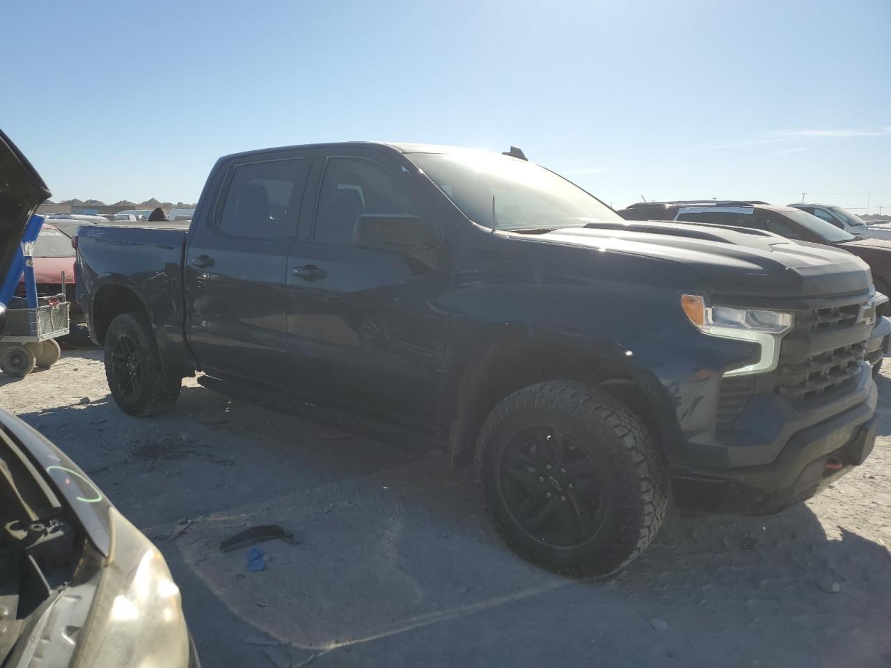 2023 CHEVROLET SILVERADO - Image 4