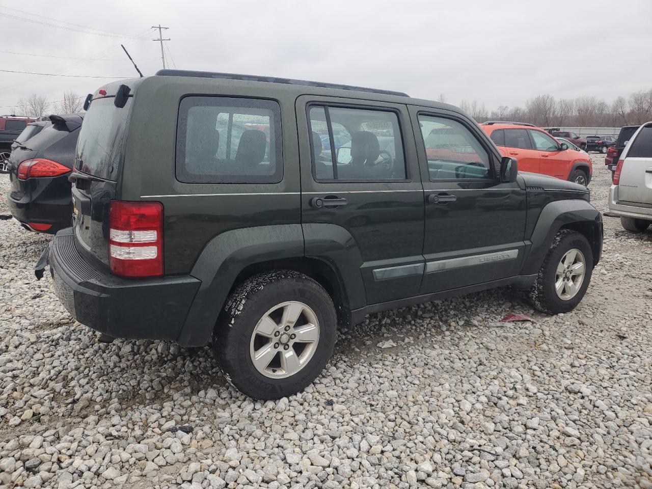 2010 JEEP LIBERTY SP - Фото 3