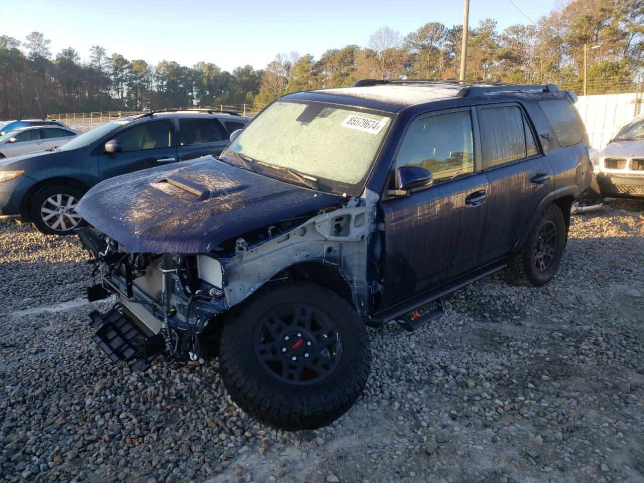 2024 TOYOTA 4RUNNER SR