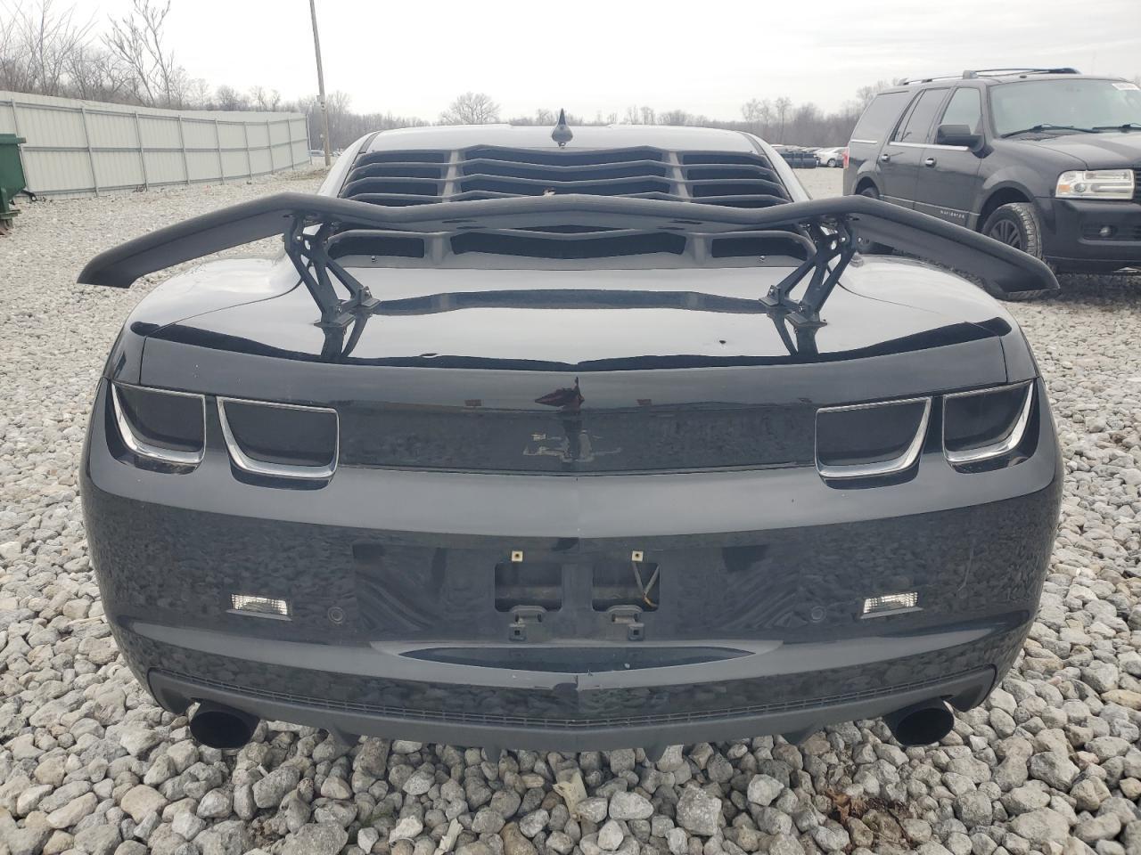 2011 CHEVROLET CAMARO LT - Image 6