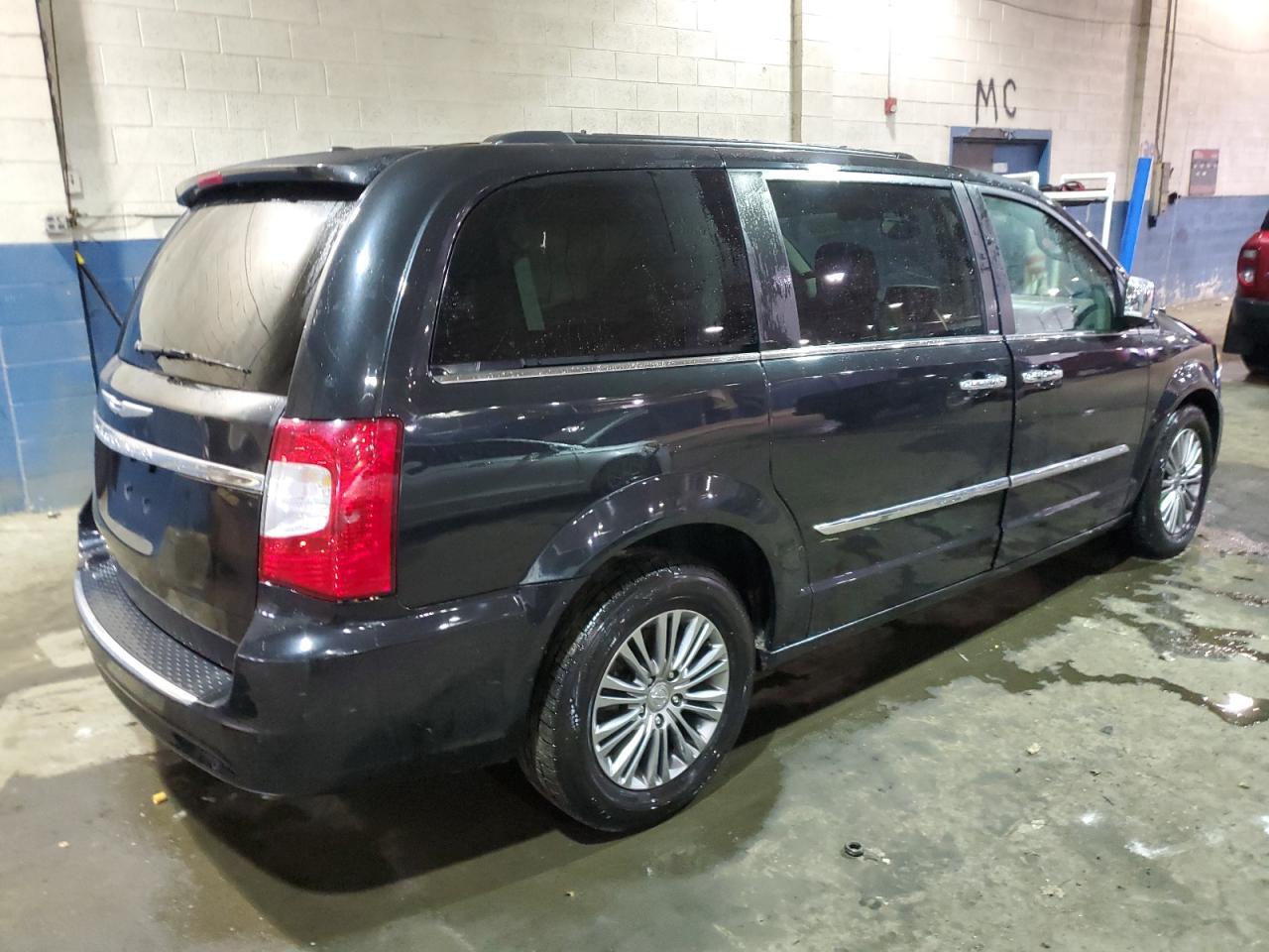 2014 CHRYSLER TOWN & COU - Фото 3