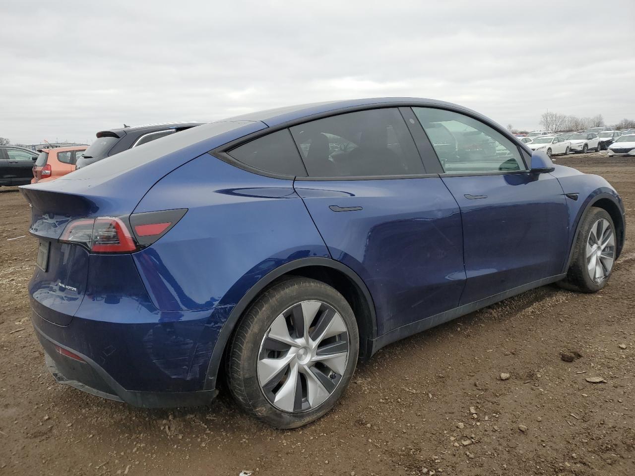 2023 TESLA MODEL Y - Фото 3