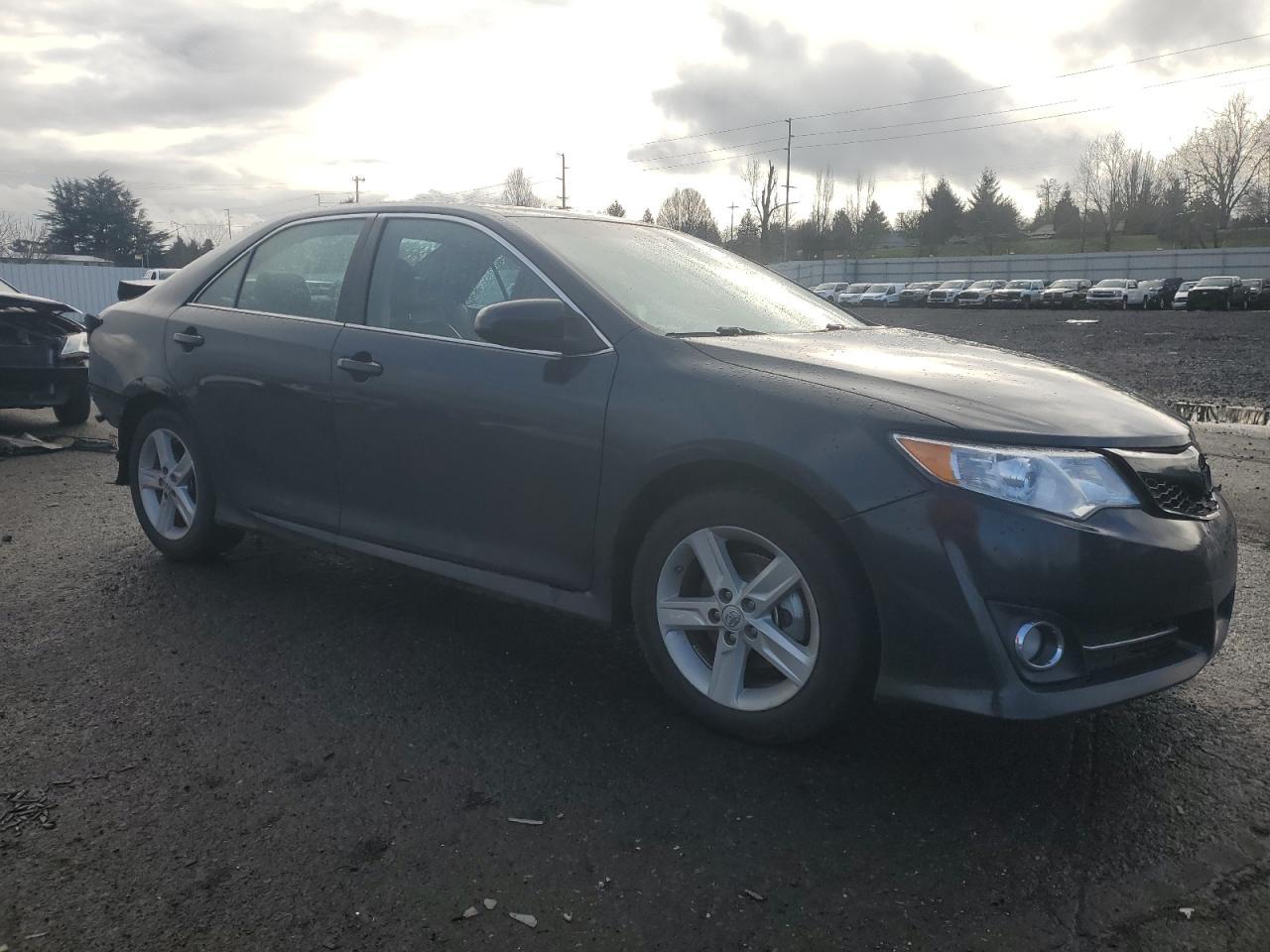2013 TOYOTA CAMRY L - Фото 4