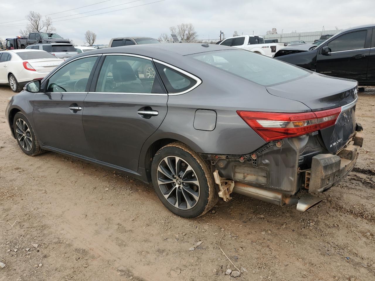 2016 TOYOTA AVALON XLE - Image 2