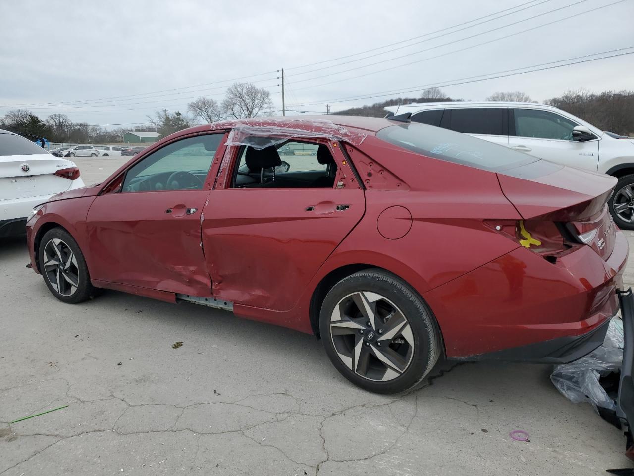 2023 HYUNDAI ELANTRA SE - Фото 2