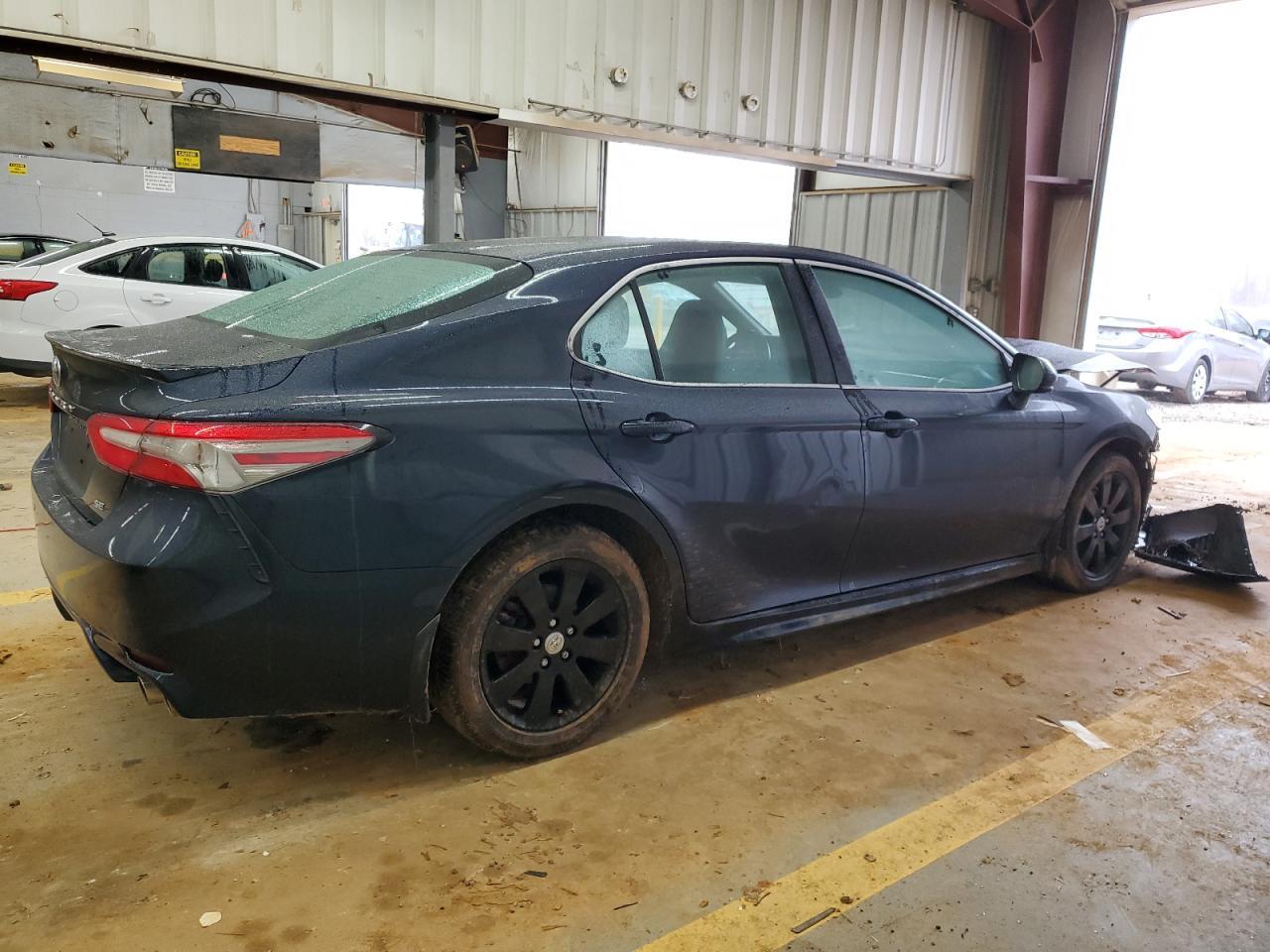 2018 TOYOTA CAMRY L - Image 3