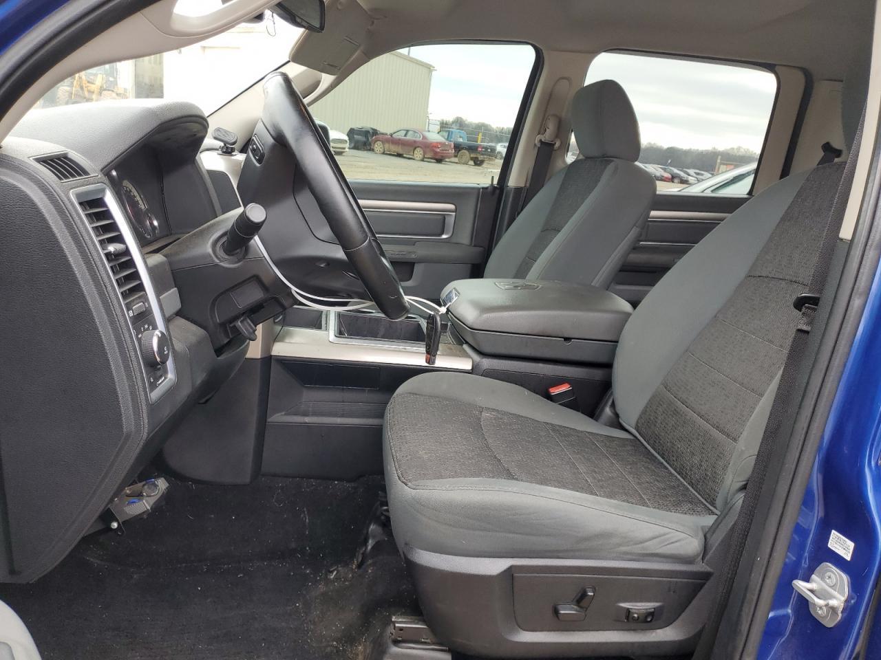 2015 RAM 1500 SLT - Image 7