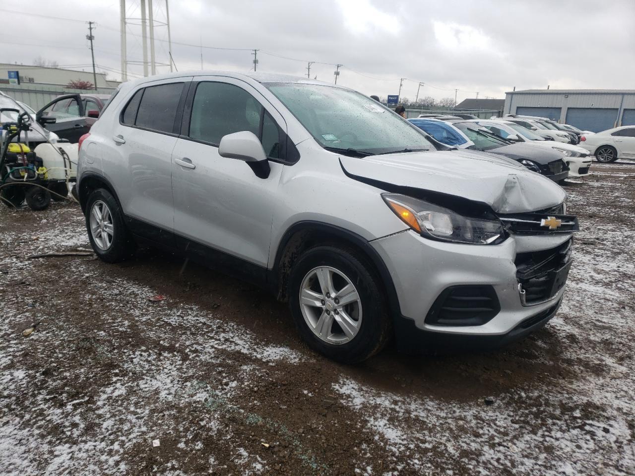 2021 CHEVROLET TRAX LS - Image 4