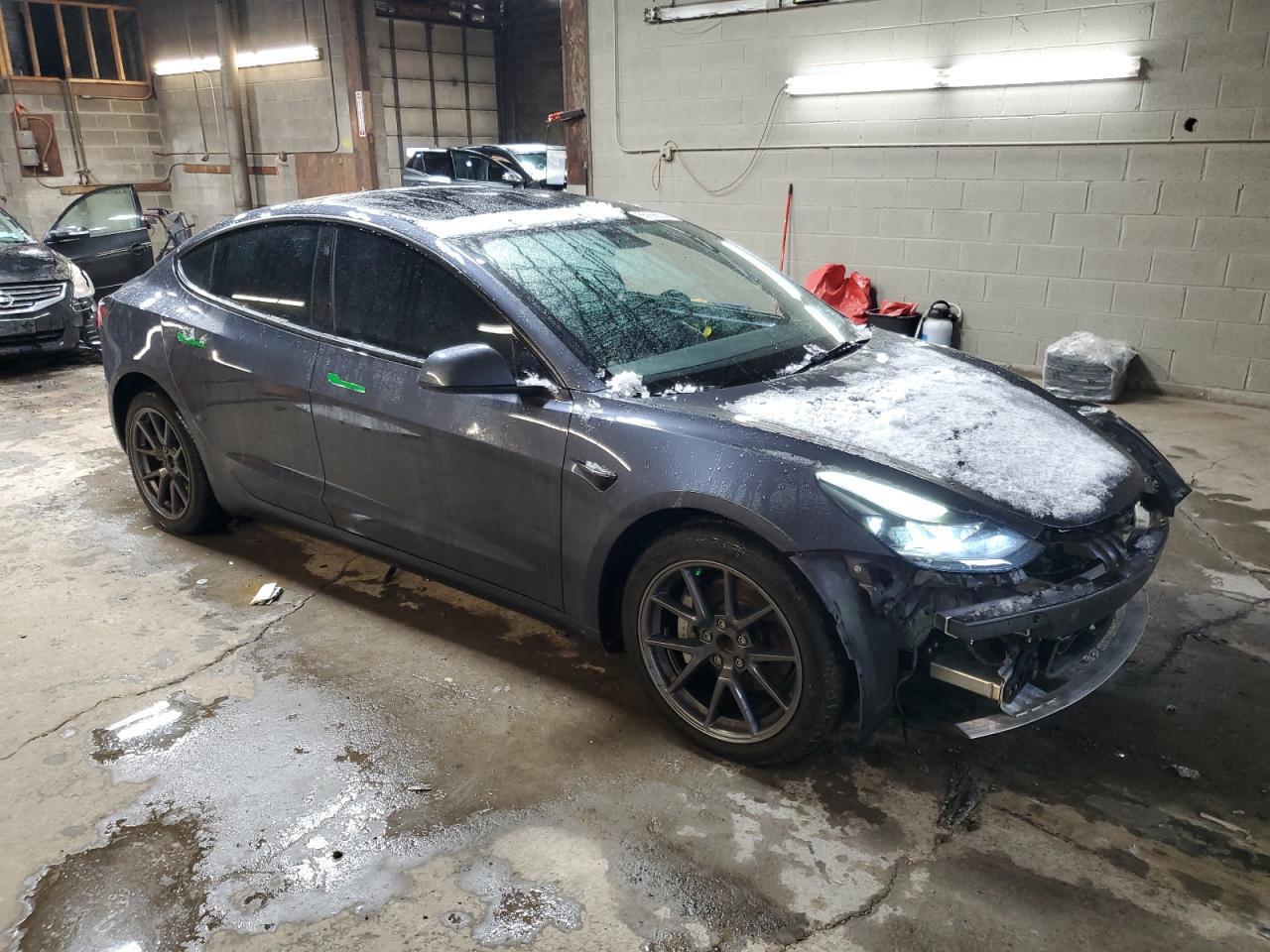 2023 TESLA MODEL 3 - Фото 4