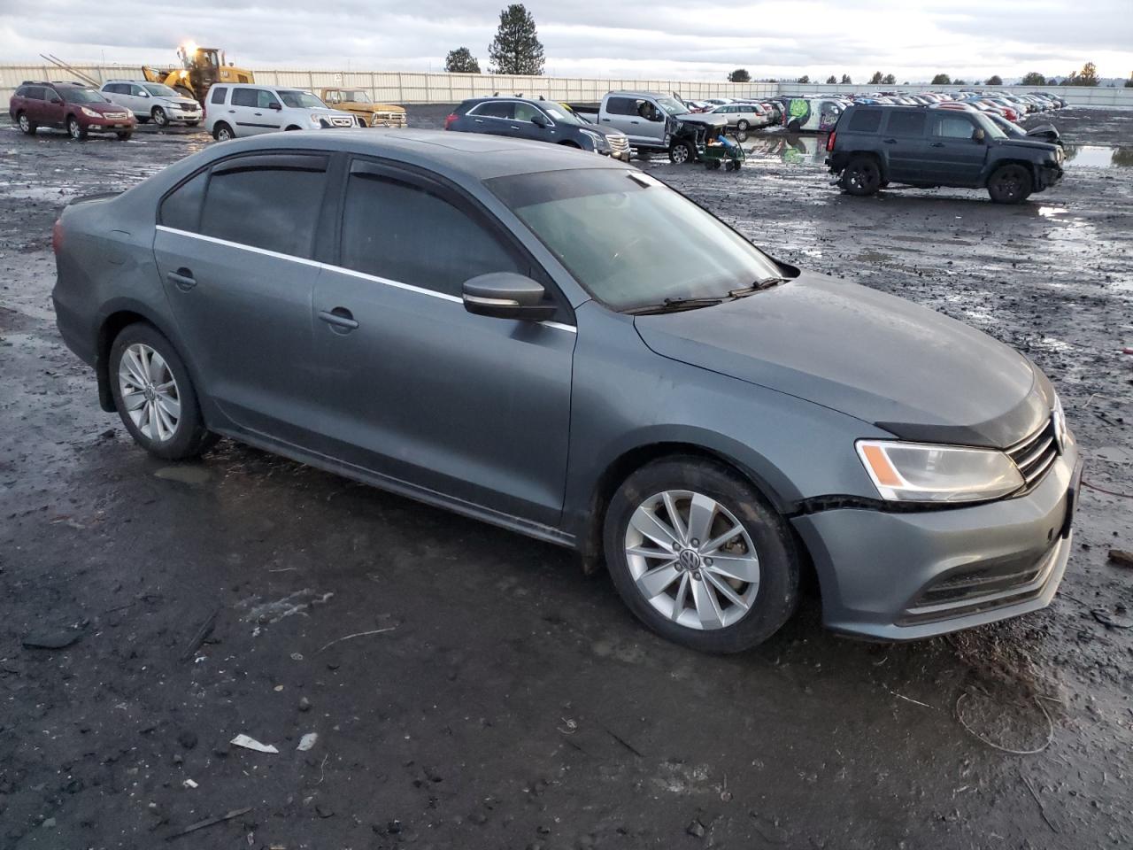 2016 VOLKSWAGEN JETTA SE - Image 4